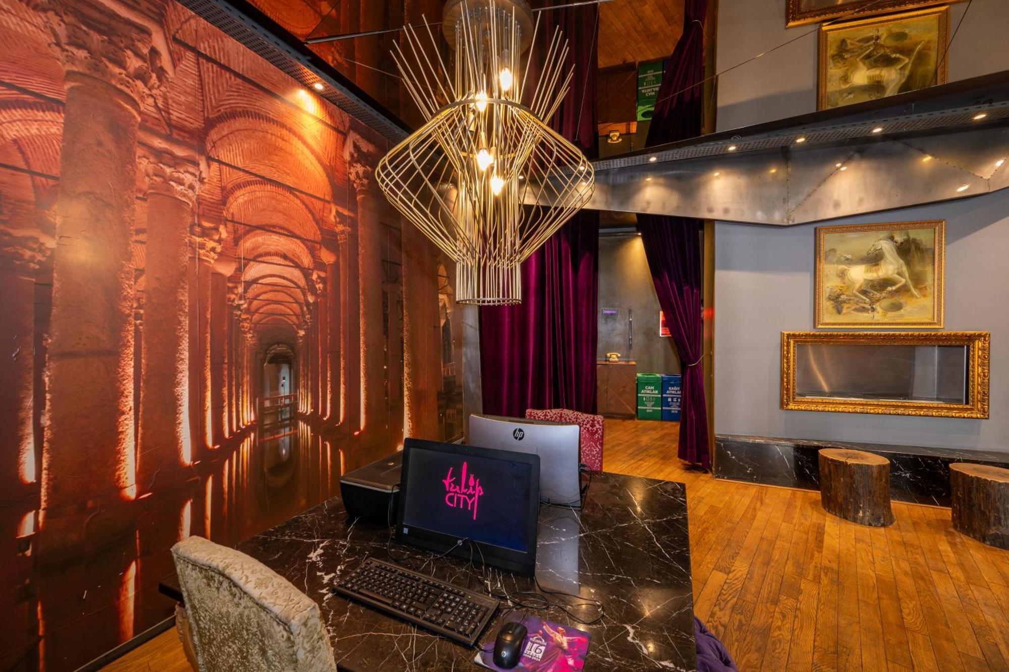 Hotel Tulip & Istanboel